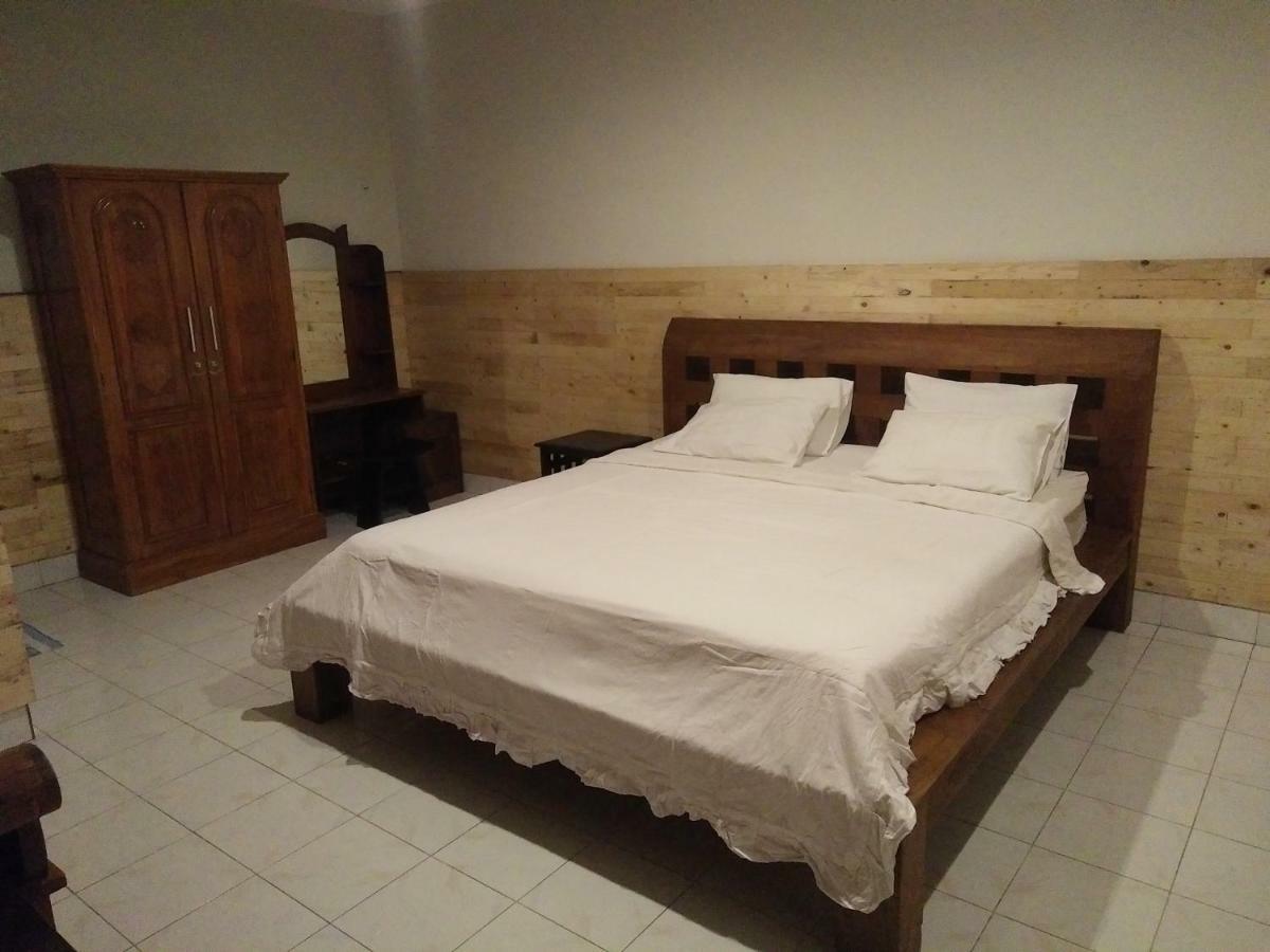 Made House Homestay And Dormitory Санур Экстерьер фото