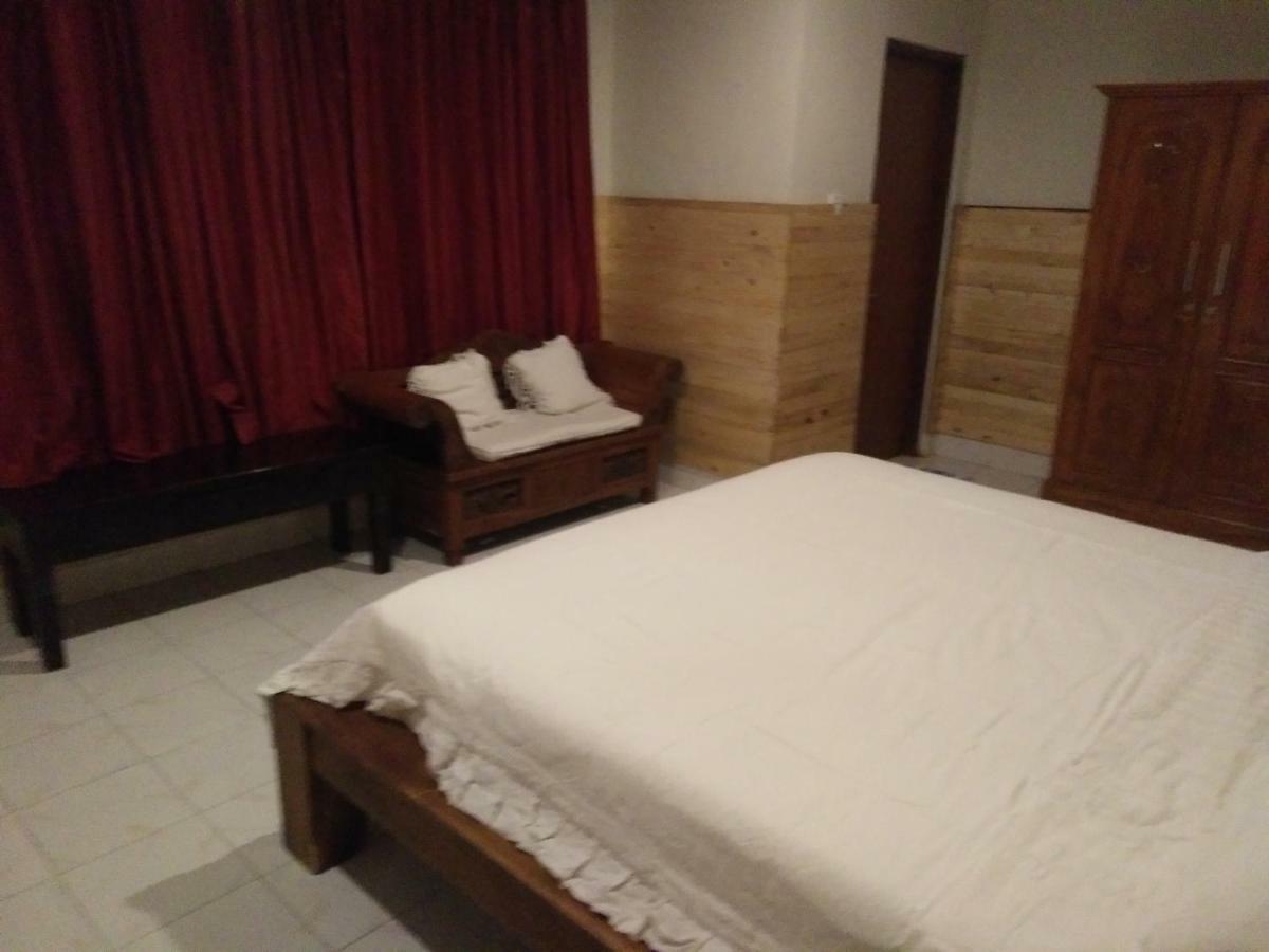 Made House Homestay And Dormitory Санур Экстерьер фото