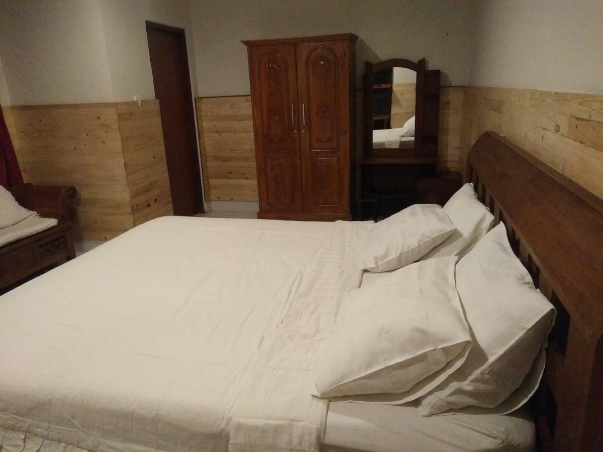 Made House Homestay And Dormitory Санур Экстерьер фото